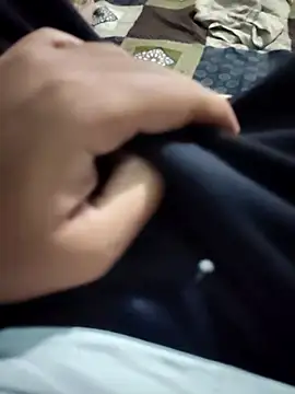 Snapshot of ind_6inc chatting on 12/19/25, 12:45 ind 6inc online show from 12/19/25, 12:45