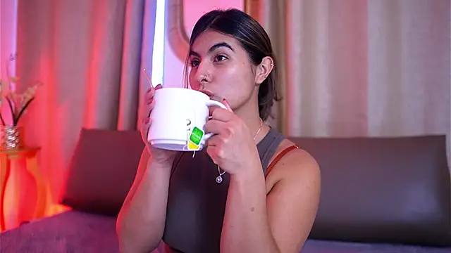 ShelleyMorell online show from 10/02/25, 01:07