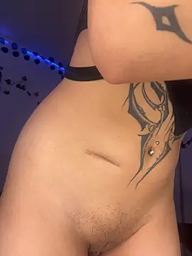 Ahri Rousse online show from 04/16/26, 09:39