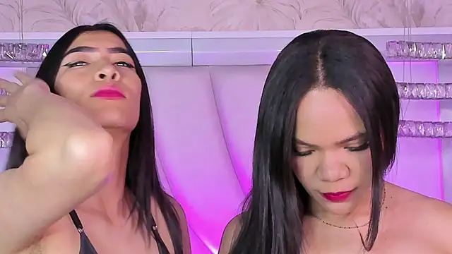 siara and zoe online show from 04/20/26, 11:28