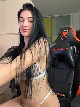 Julietta a online show from 02/24/25, 05:09