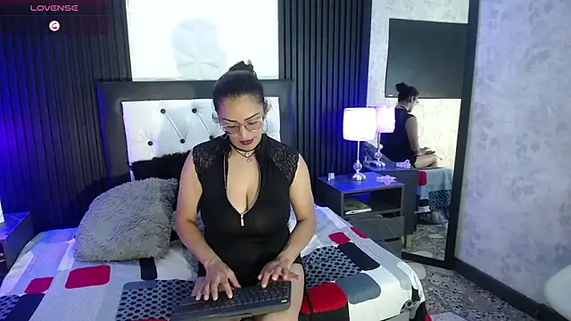 dayana mendoza69 online show from 02/05/25, 12:38