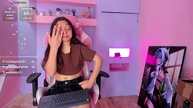 CharlotteMuller online show from 01/06/25, 09:22