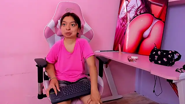 CharlotteMuller online show from 04/14/26, 08:26