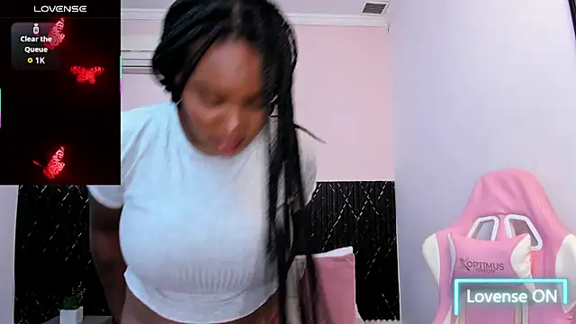 chanel brunette online show from 09/18/25, 05:59