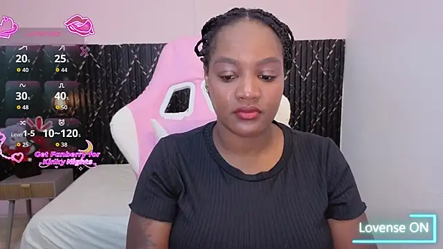 chanel brunette online show from 03/17/26, 06:44