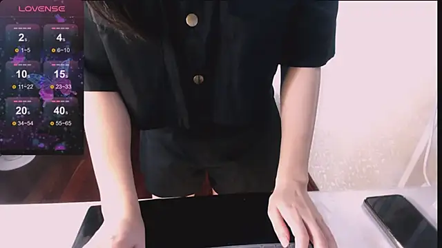 Lee Mi online show from 03/05/25, 02:01