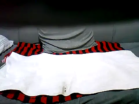 Snapshot of cutey-smile chatting on 03/12/25, 10:39 cutey-smile online show from 03/12/25, 10:39