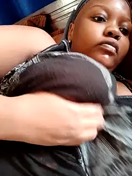 queennapal online show from 02/27/26, 04:34