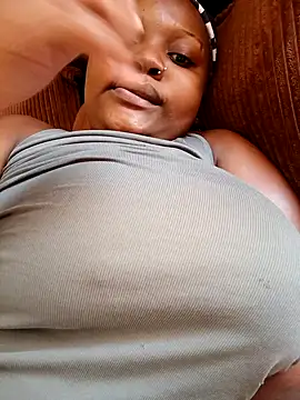 queennapal online show from 03/13/26, 12:34