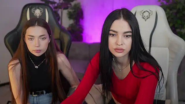 Tina Breeze online show from 10/06/25, 06:55