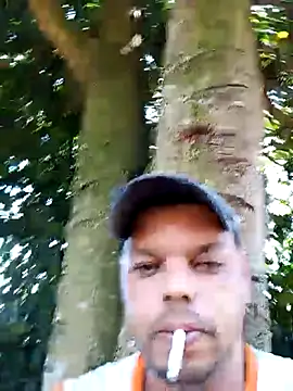 Snapshot of Widson321 chatting on 09/30/25, 02:33 Widson321 online show from 09/30/25, 02:33