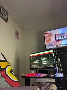 Snapshot of _Dulcinea777 chatting on 11/12/25, 02:45 Dulcinea777 online show from 11/12/25, 02:45