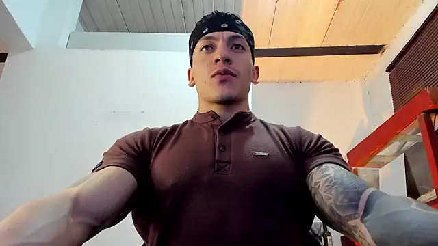 aquiles 51 online show from 10/25/25, 07:19