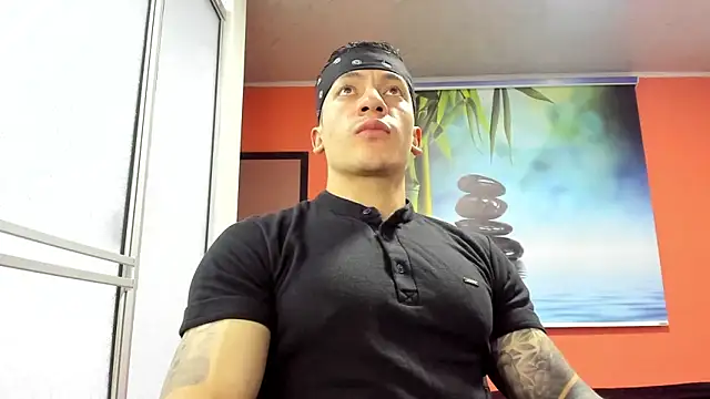 aquiles 51 online show from 02/11/26, 08:03