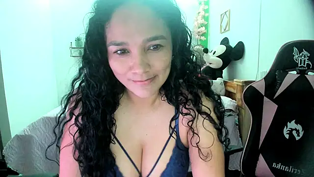 Snapshot of rayza_mature_154 chatting on 10/10/25, 11:48 rayza mature 154 online show from 10/10/25, 11:48