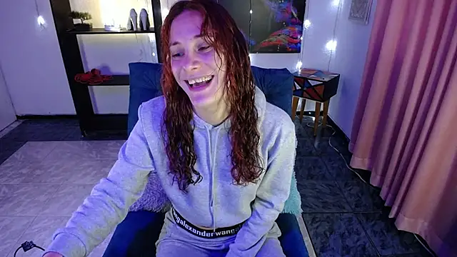 IsaBaileys  online show from 01/29/25, 08:04