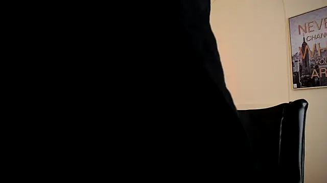 IsaBaileys  online show from 03/10/25, 07:07