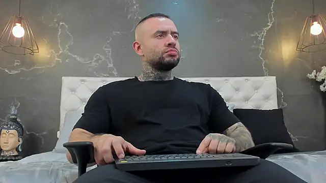 BruceDallas online show from 02/23/25, 05:01