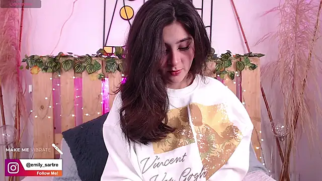 Snapshot of emily_amaya chatting on 01/18/25, 04:26 emily amaya online show from 01/18/25, 04:26