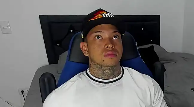 Stiven collins online show from 01/30/25, 05:30