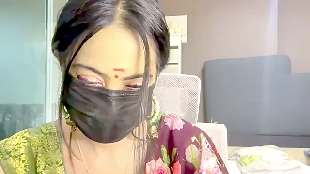 Monalisadon018 online show from 12/04/25, 06:23