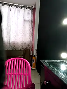 Cute Penelope online show from 02/15/25, 12:11