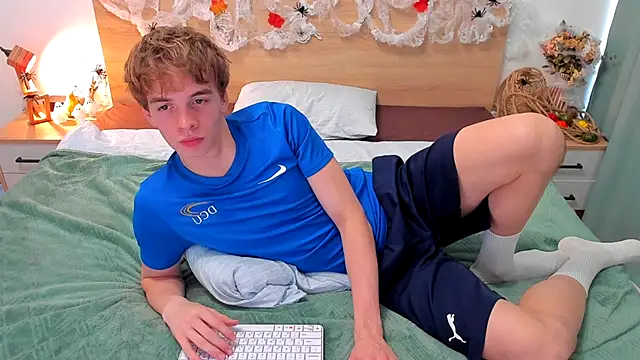 Fandi 777 online show from 10/12/25, 08:35