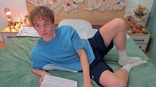 Fandi 777 online show from 10/20/25, 06:58