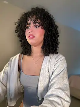 Lianh Benett online show from 12/20/24, 03:58