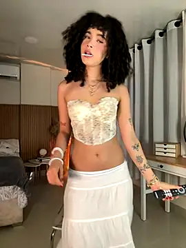 Lianh Benett online show from 09/30/25, 06:18