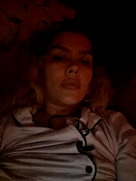 exoticcouples222 online show from 05/05/26, 03:36