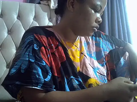 Snapshot of Amberay1 chatting on 11/05/25, 05:51 Amberay1 online show from 11/05/25, 05:51