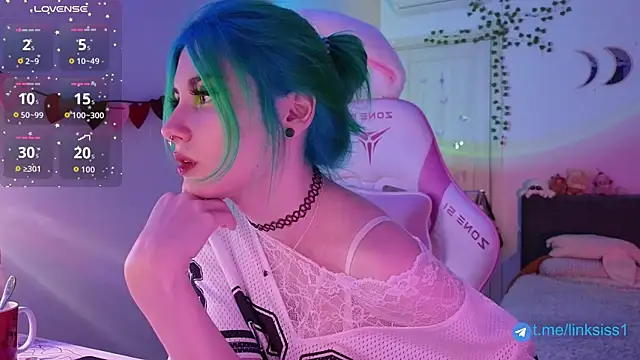 twicewetgirl online show from 05/10/26, 03:50