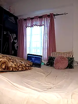 Bella045 online show from 03/19/25, 06:57