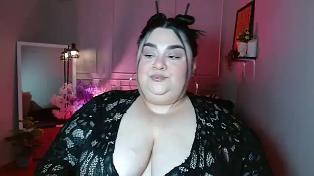 tiffany laurens online show from 04/16/26, 05:08