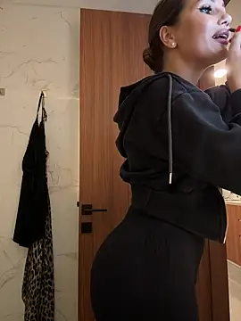 Syka0001 online show from 01/31/25, 02:28