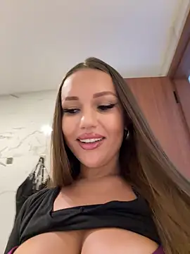 Syka0001 online show from 02/04/25, 08:56