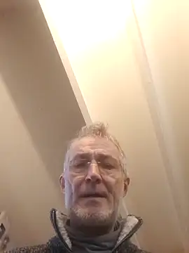 Snapshot of 60philippe chatting on 01/26/25, 07:32 60philippe online show from 01/26/25, 07:32