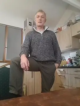 Snapshot of 60philippe chatting on 01/29/25, 12:56 60philippe online show from 01/29/25, 12:56