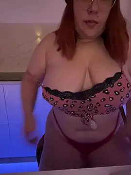 Naughty luffyy online show from 03/05/25, 12:27