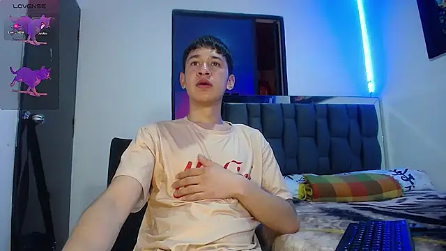 Mr daren  online show from 02/07/25, 07:17