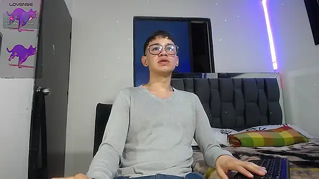 Mr daren  online show from 02/10/25, 05:41