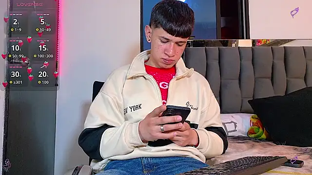 Mr daren  online show from 09/15/25, 06:52