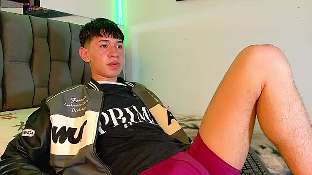 Mr daren  online show from 09/24/25, 05:16