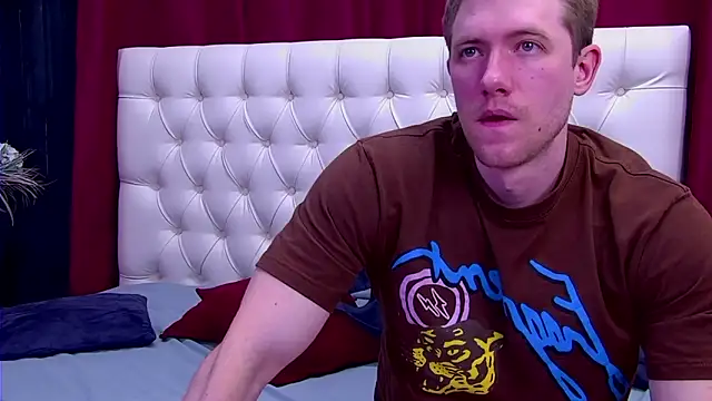 EthanPinkman online show from 09/15/25, 04:23