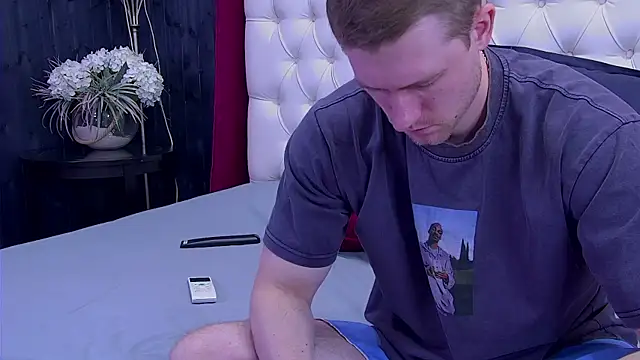 EthanPinkman online show from 09/30/25, 04:50