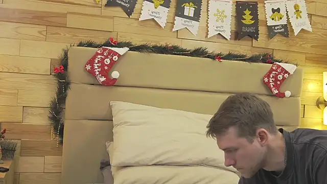 EthanPinkman online show from 12/23/25, 04:32