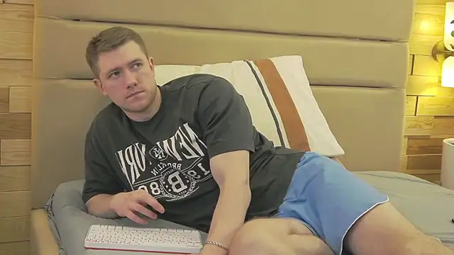 EthanPinkman online show from 02/03/26, 06:40