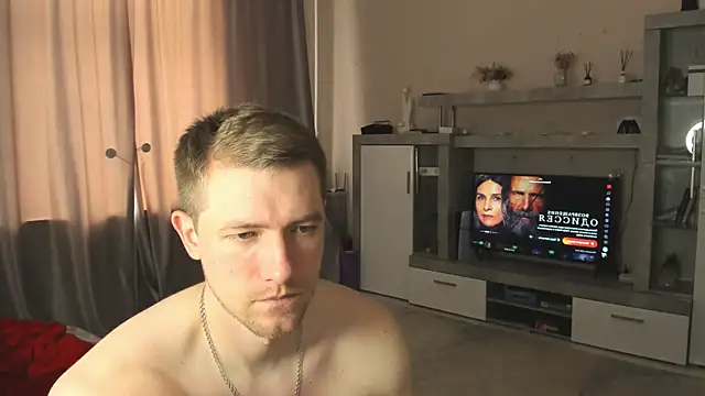 Snapshot of EthanPinkman chatting on 07/20/26, 06:17 EthanPinkman online show from 07/20/26, 06:17